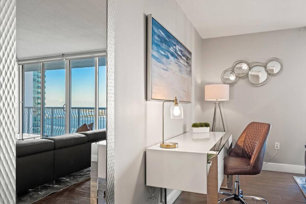 Апартаменти Ocean View 35Th Floor, In The Heart Of Маямі Екстер'єр фото