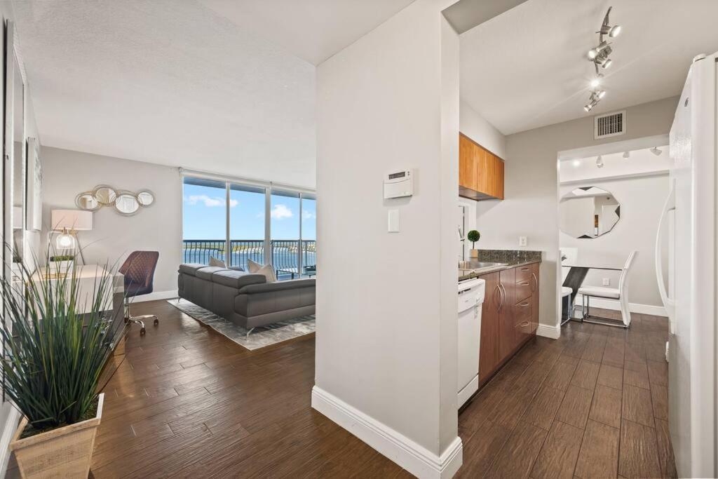Апартаменти Ocean View 35Th Floor, In The Heart Of Маямі Екстер'єр фото
