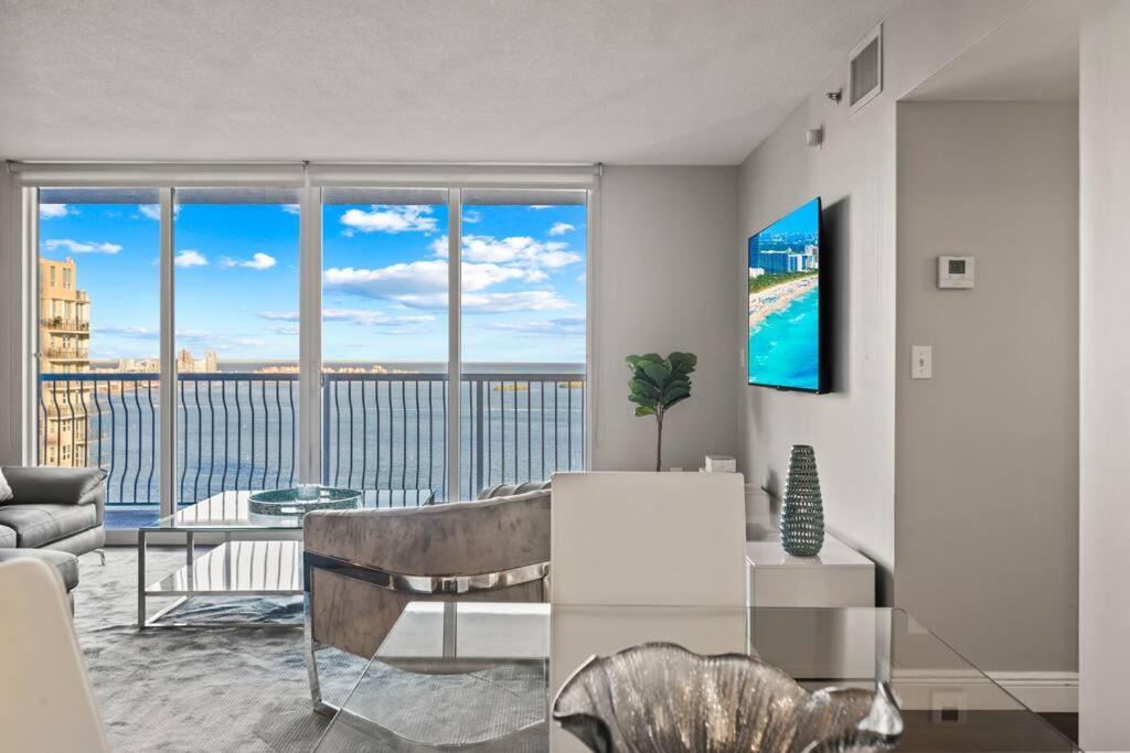 Апартаменти Ocean View 35Th Floor, In The Heart Of Маямі Екстер'єр фото